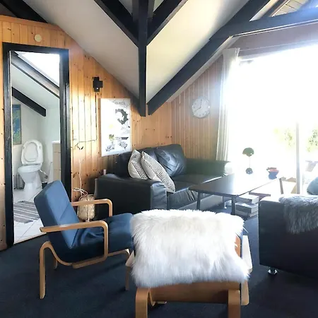 度假居 With Sea Views Over The Western Sea